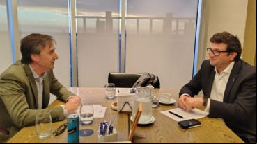 El titular del Grupo Albanesi, Armando Loson (h), entrevistado por Rosario3, el día de la inauguración de la  central térmica de Arroyo Seco.