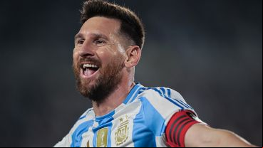 Leo anotó su 10º triplete con la selección