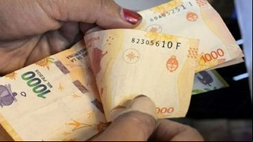 Los salarios subieron 5,7% en agosto y registraron una marca positiva por quinto mes consecutivo.