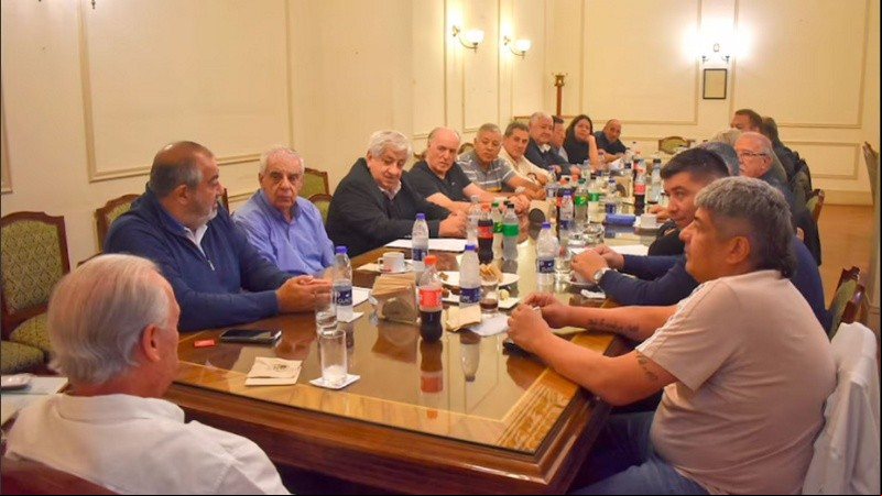 La mesa chica de la CGT volvió a deliberar luego de un paréntesis de más de un mes; esta vez, no estuvo Pablo Moyano.