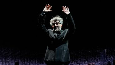 El show de Fito Páez en el predio de la ex Rural ante miles de personas este sábado por la noche.