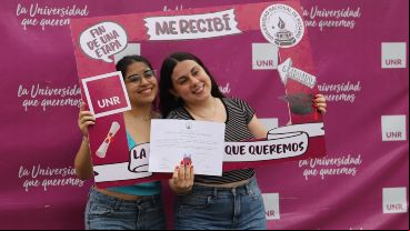 El rector de la UNR, Bartolacci, valoró la iniciativa que crece cada año: “Oficios nació como una idea de ser una puerta de  a la educación, un puente hacia el mundo del trabajo".