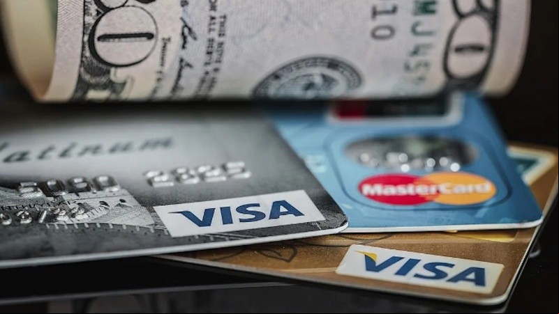 Luego de conocerse la resolución de Arca, surgieron dudas sobre las compras realizadas con tarjetas en los días previos a la finalización la vigencia del Impuesto País.