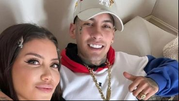 Se conoció este domingo por confirmación de Nara, y el cantante hizo su descargo.