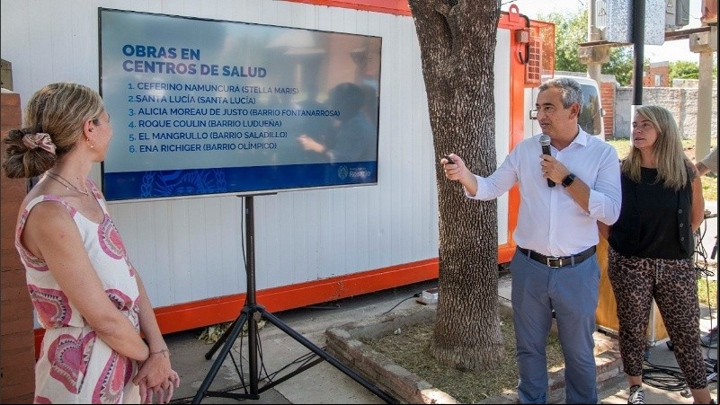 Javkin anunció una decena de obras en materia de Salud, que contemplan el Sies y ampliaciones..