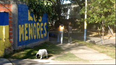 Un grafiti de Los Menores en Martínez de Estrada y Sánchez de Loria, hoy tapado.