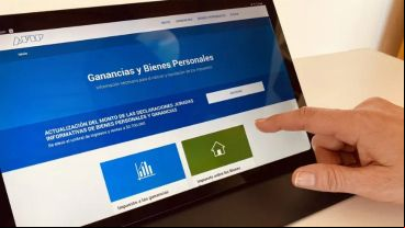 La recaudación de impuestos sigue afectada por la recesión y la caída de los salarios.