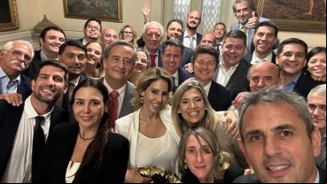 El bloque oficialista celebró tras la votación en Diputados.