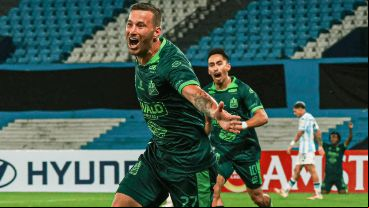 El exdelantero de Argentino de Rosario marcó en el Cilindro y lleva dos al hilo en la Copa.