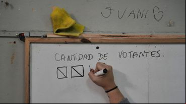 Los rosarinos acudieron a las escuelas el pasado 13 de abril. Hubo una baja participación ciudadana.