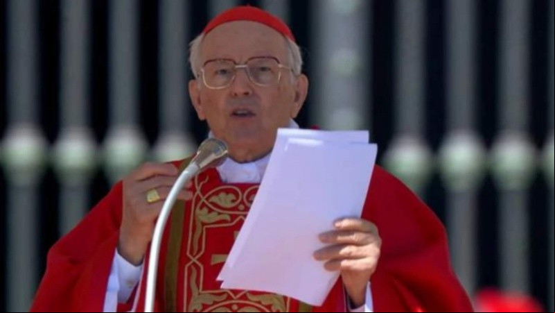 El cardenal italiano destacó la humanidad de Francisco