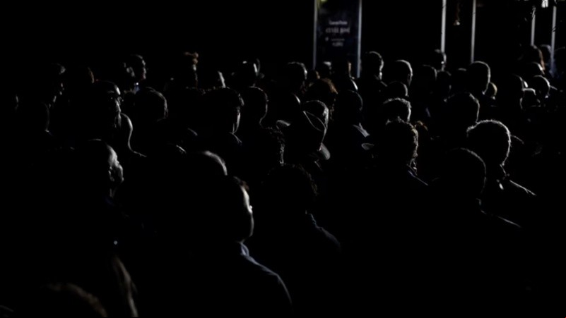 El metro de Madrid se vio obligado a desalojar a los ciudadanos de sus instalaciones.