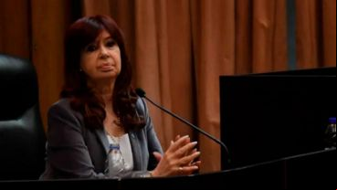 "En realidad, nada nuevo bajo el sol: proscribir es el verbo… y el sujeto, el peronismo", describió.