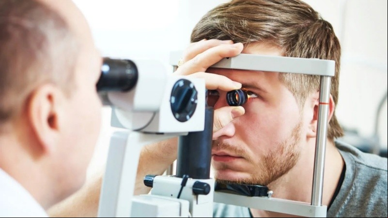 Las alteraciones en los vasos sanguíneos de la retina pueden reflejar, por ejemplo, enfermedades en el sistema cardiovascular o metabólico.
