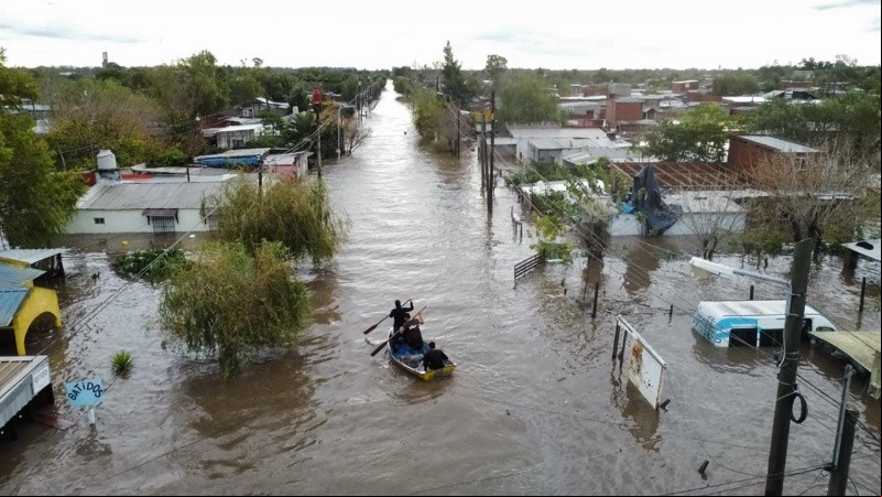 uadas por el fuerte temporal que azotaba varias localidades de la provincia de Buenos Aires.