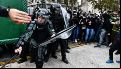 Nuevas corridas y tensión en la manifestación de jubilados frente al Congreso
