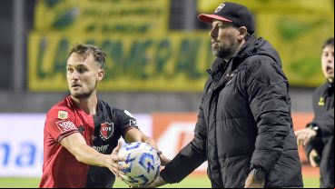 El Ogro dijo que se "debe" a Newell's y se quiere quedar mucho tiempo.
