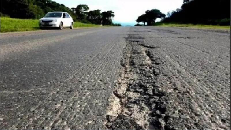 La ruta 34, una de las que más padecen los conductores por la falta de mantenimiento.