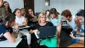 El taller de radio de adultos mayores de la UNR.