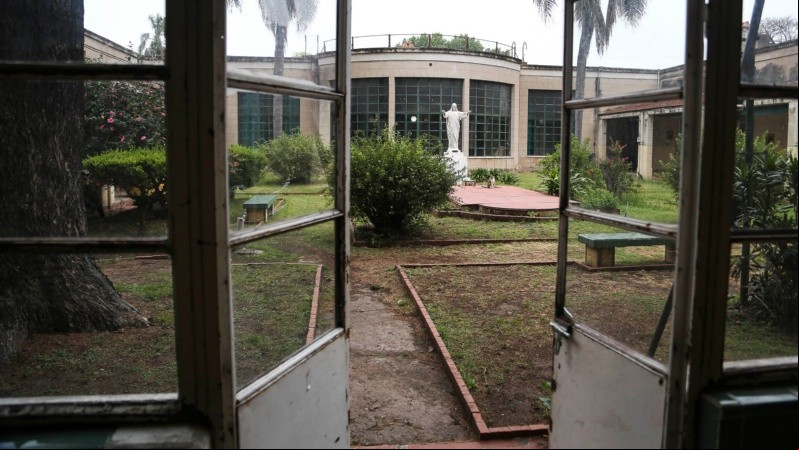Uno de los patios internos que tiene el edificio. (Alan Monzón/Rosario3) Uno de los patios internos que tiene el edificio. (Alan Monzón/Rosario3)