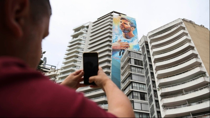 El mural de Messi terminado. (Foto: Alan Monzón/Rosario3) El mural de Messi terminado. (Foto: Alan Monzón/Rosario3)